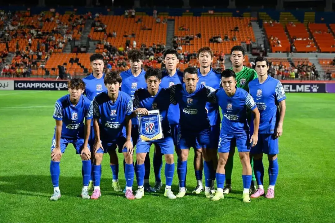 很多年轻球, 绩不佳的影 很多年轻球, 绩不佳的影